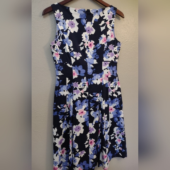 Lauren Ralph Lauren Blue Floral Watercolor Fit & Flare Pocket Dress - Size 6 - Picture 10 of 13